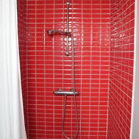 Petit A La Ferme A Mastaing